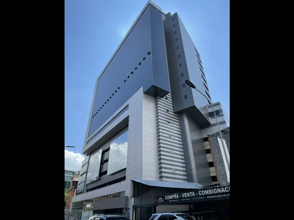 OFICINAS EN VENTA DESDE 130 M2 - URB. LAS MERCEDES - 24