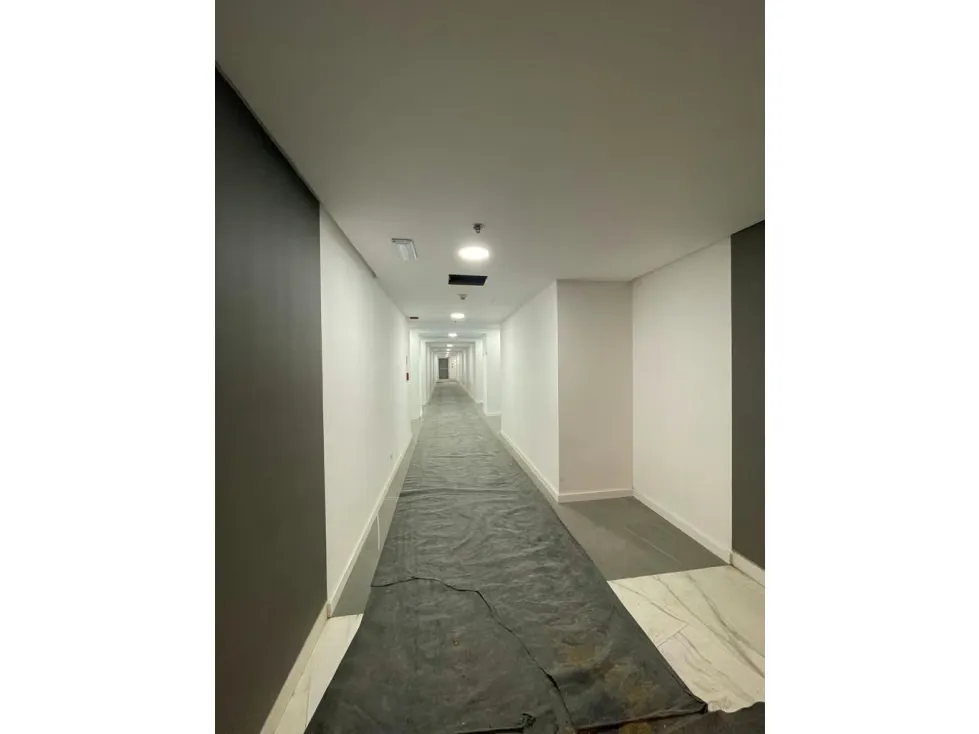 OFICINAS EN VENTA DESDE 130 M2 - URB. LAS MERCEDES - 8