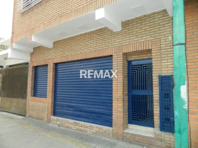 VENDO EDIFICIO DE OFICINAS EN BARQUISIMETO - 4