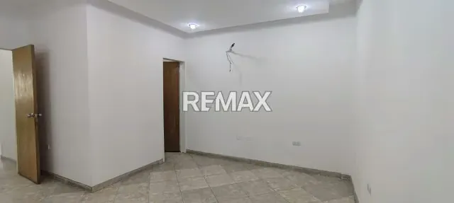 VENDO EDIFICIO DE OFICINAS EN BARQUISIMETO - 6