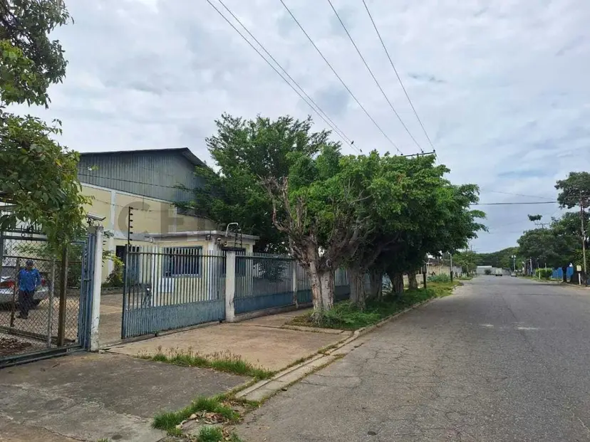 ¡OPORTUNIDAD DE INVERSIÓN INDUSTRIAL EN MARACAY ZONA INDUSTRIAL SAN VICENTE