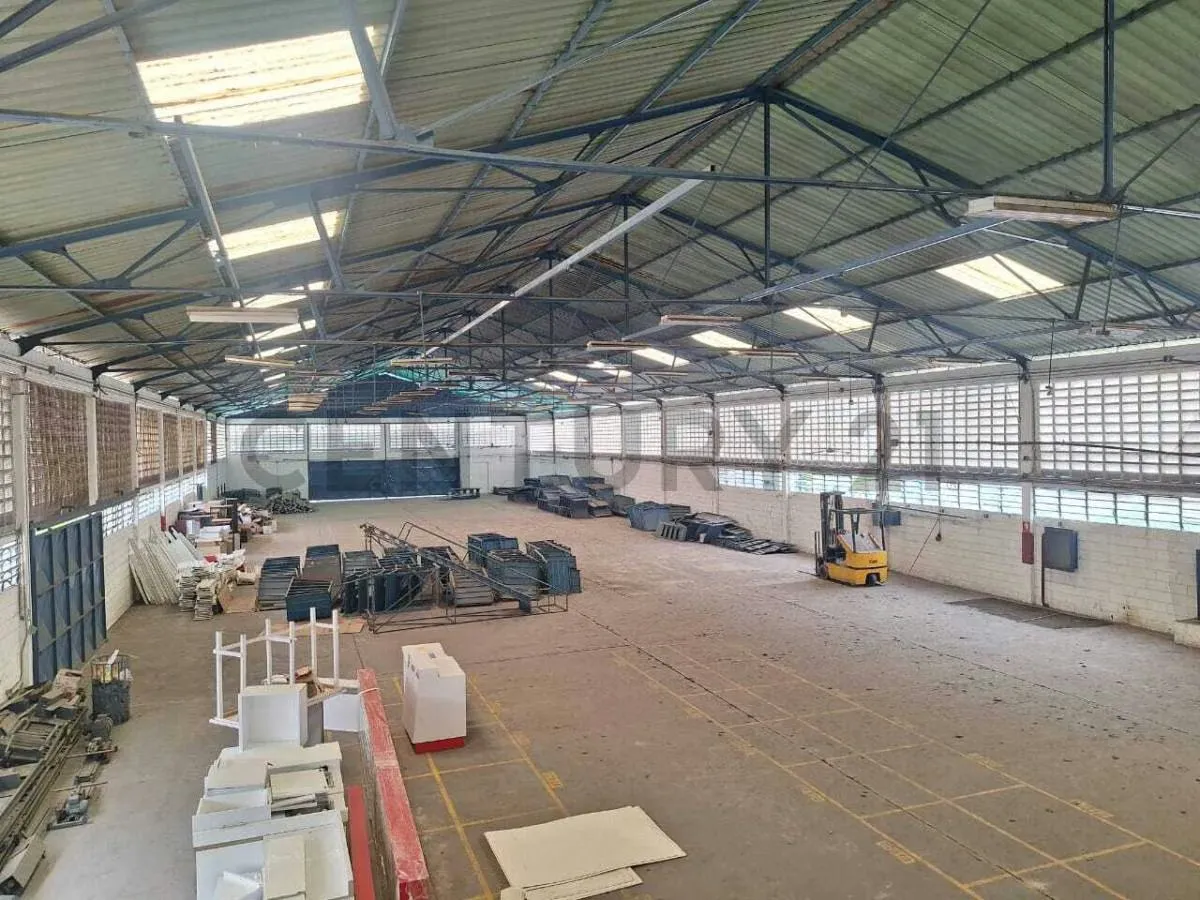 ¡OPORTUNIDAD DE INVERSIÓN INDUSTRIAL EN MARACAY ZONA INDUSTRIAL SAN VICENTE - 2