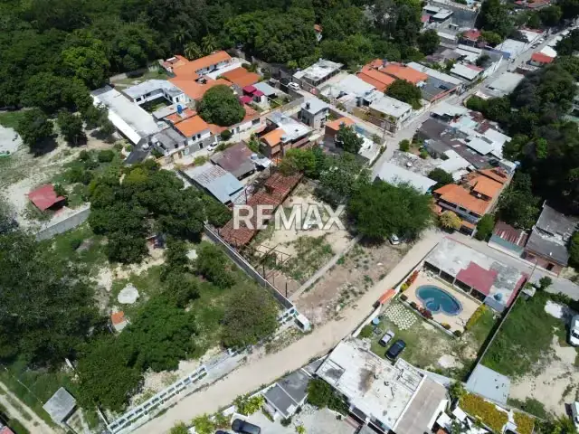 DISPONIBLE TERRENO CON PROYECTO Y FINANCIAMIENTO EN CHORONÍ