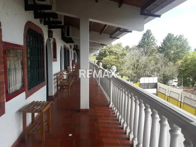 En Alquiler Amplia Habitación Amoblada (Piso 2) Ubicada en la Av. 19 de Abril (diagonal al Circulo Militar) - 5