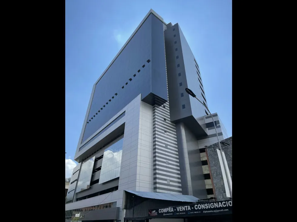 OFICINAS EN ALQUILER DESDE 130 M2 - URB. LAS MERCEDES