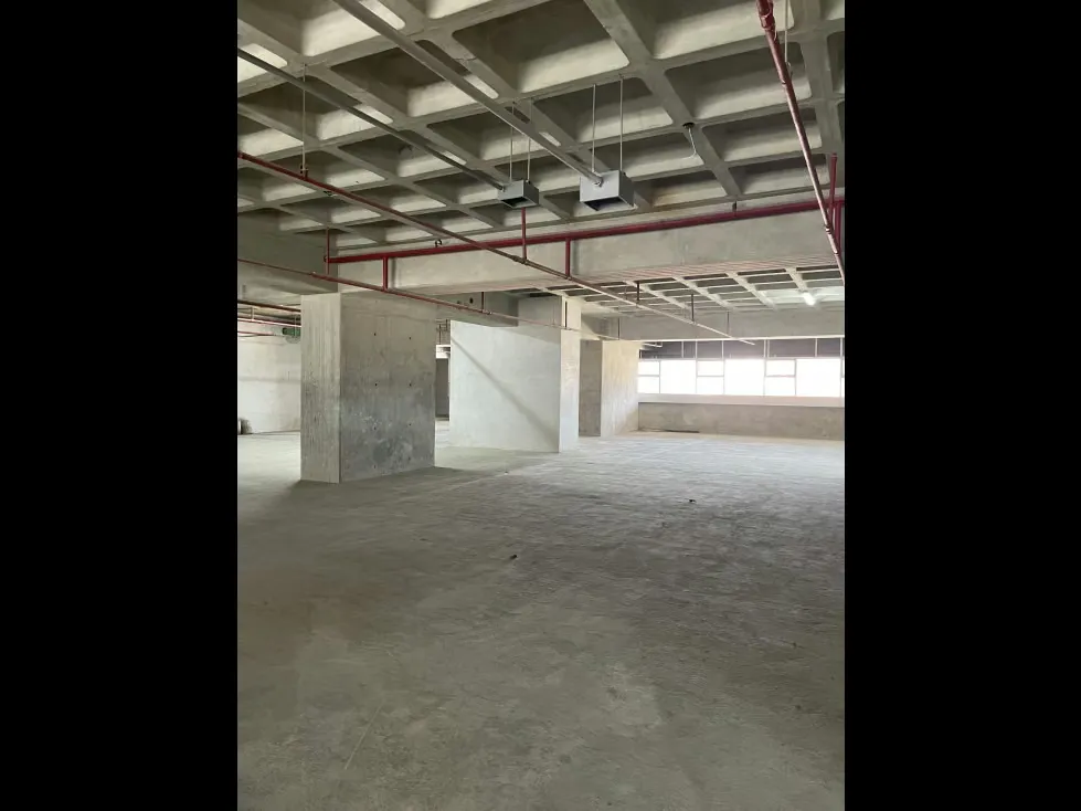 OFICINAS EN ALQUILER DESDE 130 M2 - URB. LAS MERCEDES - 6