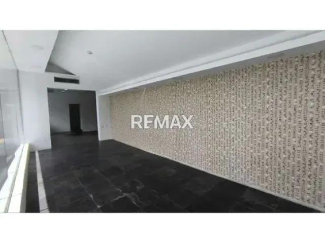 Alquiler Local Comercial En Los Palos Grandes - 2