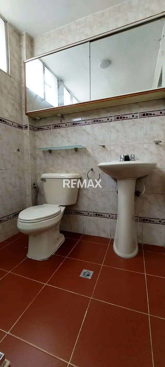 APARTAMENTO EN VENTA - URB. LOS CAOBOS - 11