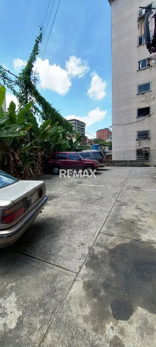 APARTAMENTO EN VENTA - URB. LOS CAOBOS - 14