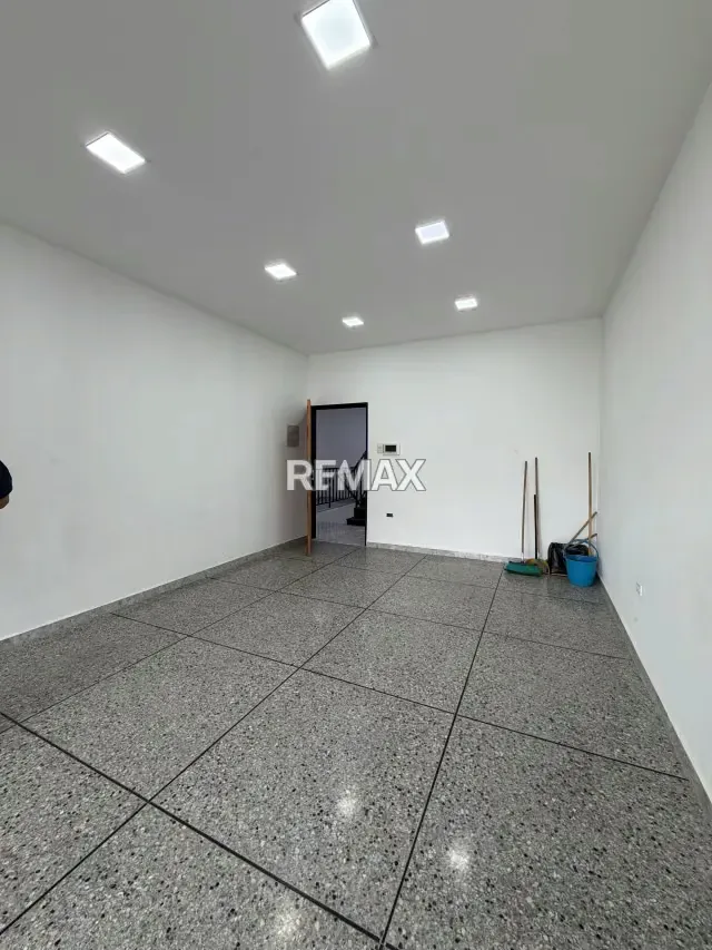 ALQUIER DE OFICINA CENTRO - OESTE - 6
