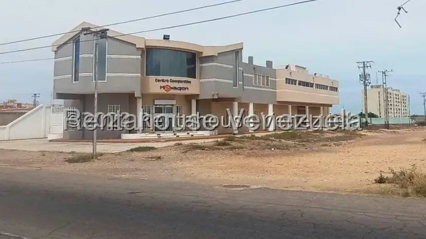 Comercial (Edificio) en Venta en Punto Fijo, Falcon