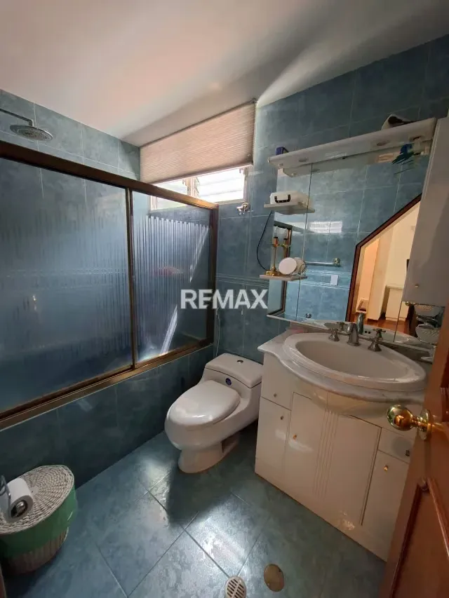 CASA EN VENTA - 13