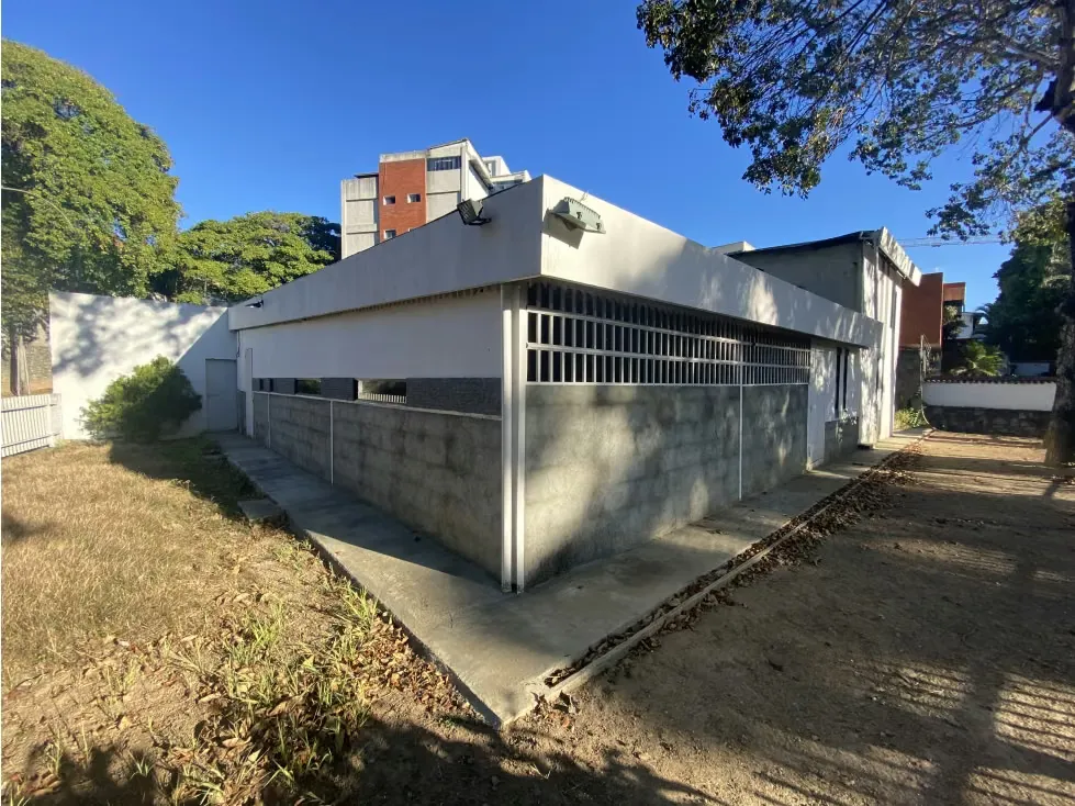 Vendo terreno 750m2 Valle Arriba 0743 - 4