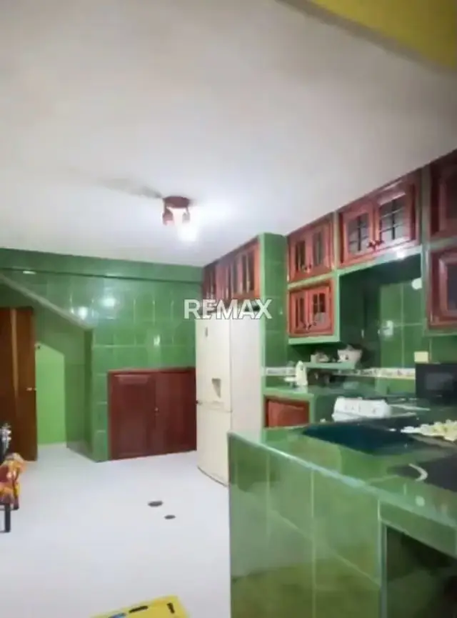 ¡EN VENTA! Casa de 2 plantas en Urb. El Country La combinación perfecta de espacio, comodidad y ubicación exclusiva.