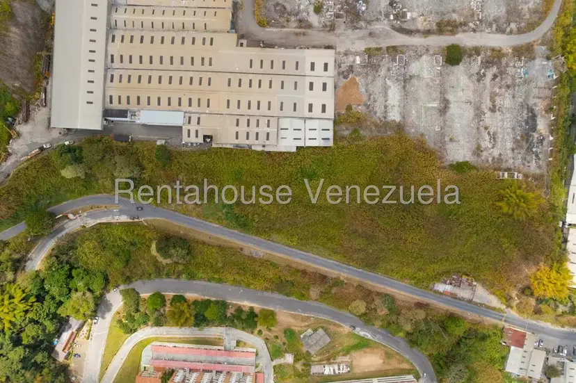 Terreno (Comercial) en Venta en Parque Caiza, Distrito Metropolitano