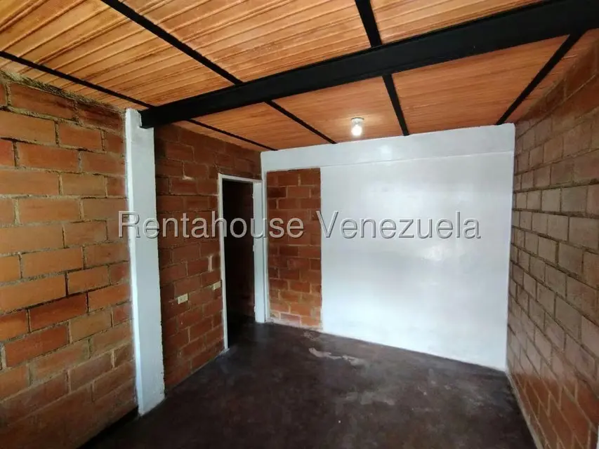 Terreno (Residencial) en Venta en Zona Centro, Aragua - 25