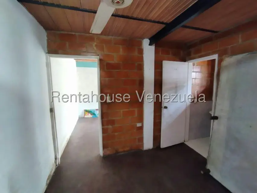 Terreno (Residencial) en Venta en Zona Centro, Aragua - 32
