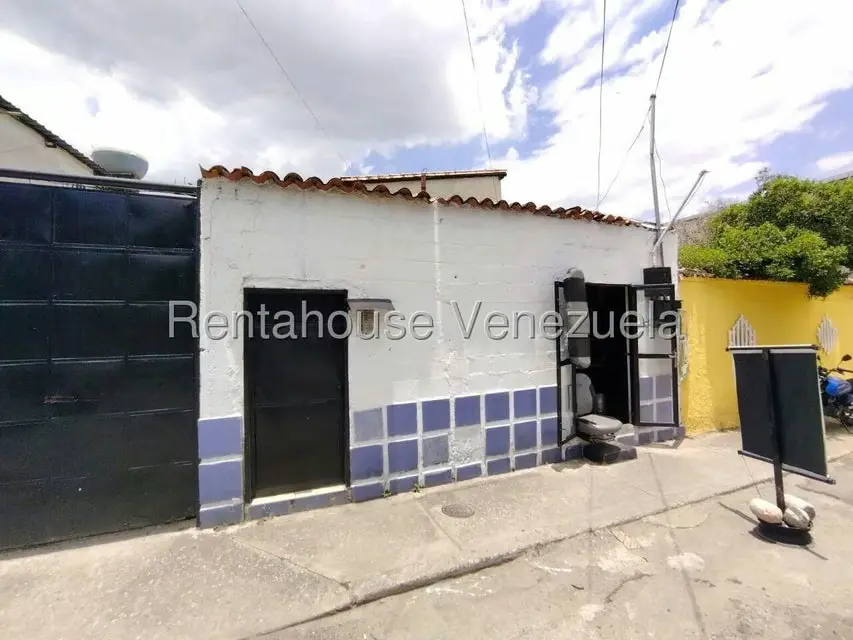Terreno (Residencial) en Venta en Zona Centro, Aragua - 70