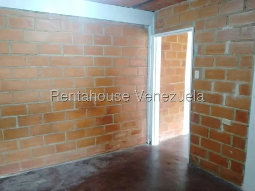 Terreno (Residencial) en Venta en Zona Centro, Aragua - 73