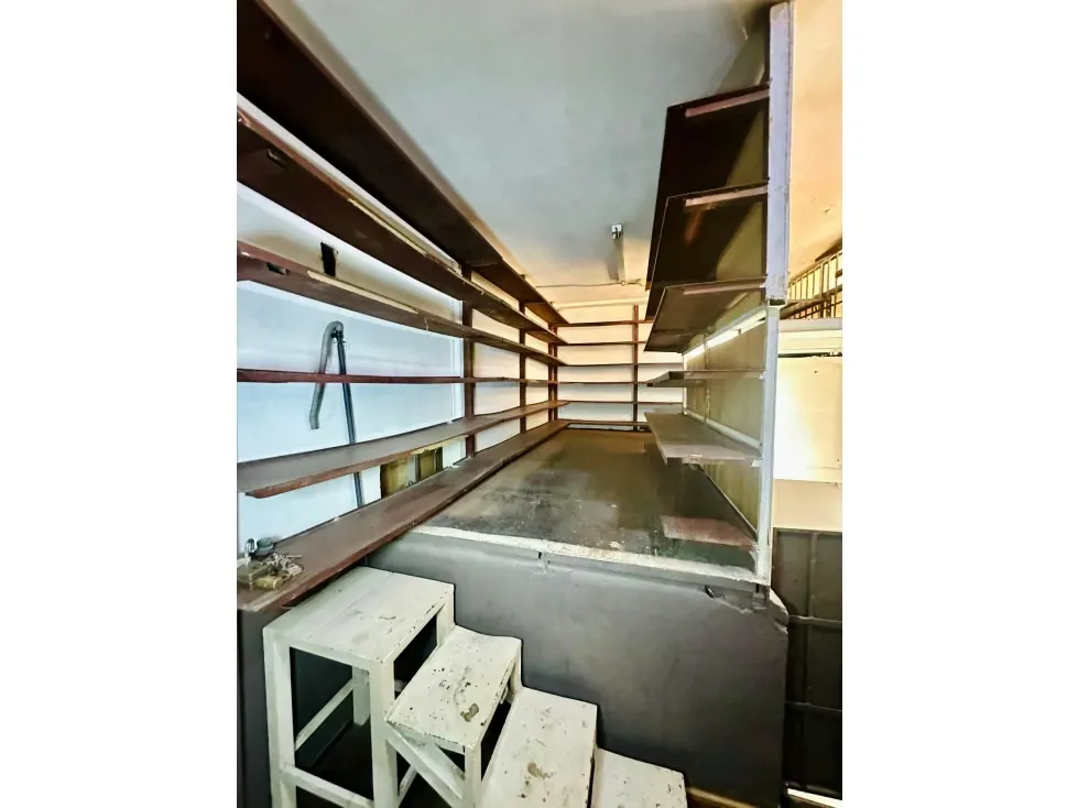 Edificio Comercial en Centro de Caracas: Activo de Alto Rendimiento - 5