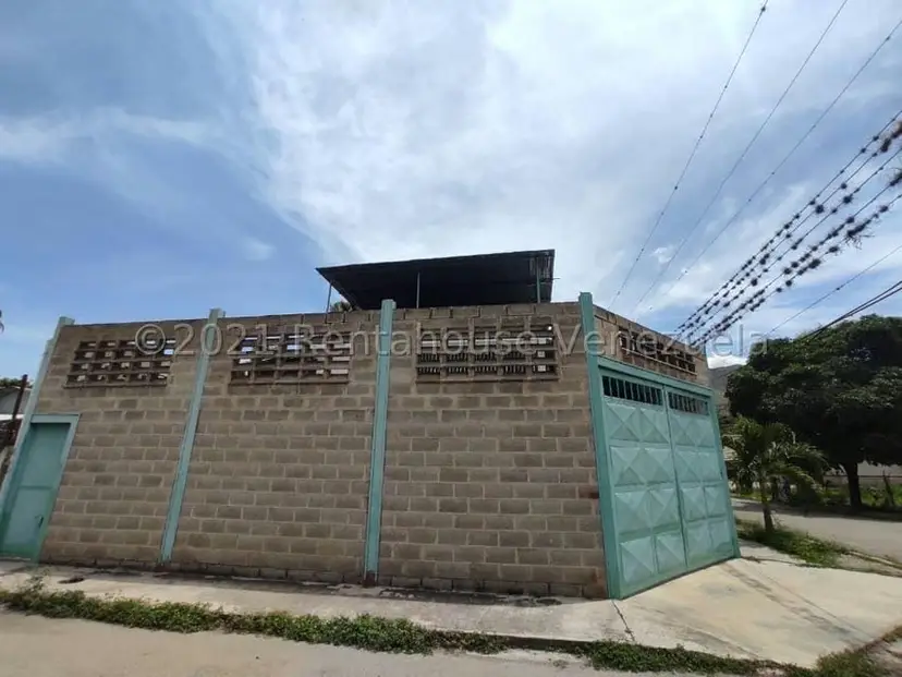 Comercial (Galpon - Deposito) en Venta en Urbanizacion Las Rosas, Aragua