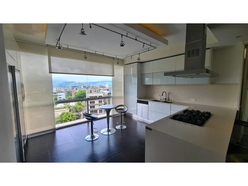 En Venta Apartamento Pent House (PH) en Los Palos Grandes. Chacao - 14