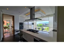 View 10
