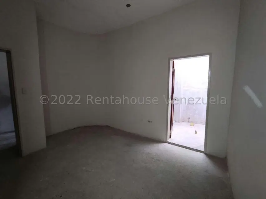 Comercial (Local Comercial) en Venta en Centro, Aragua - 82
