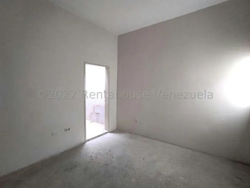 Comercial (Local Comercial) en Venta en Centro, Aragua - 85