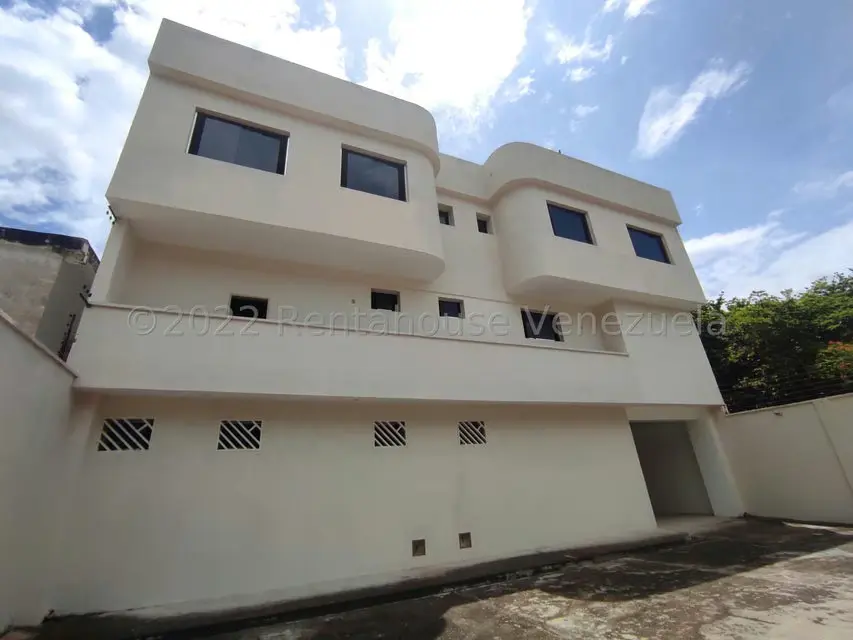 Comercial (Local Comercial) en Venta en Centro, Aragua - 100