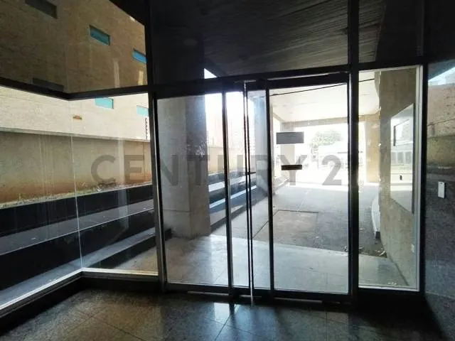 C21 Alquila Moderna Oficina en Torre Financiera BOD 5 de Julio - 2
