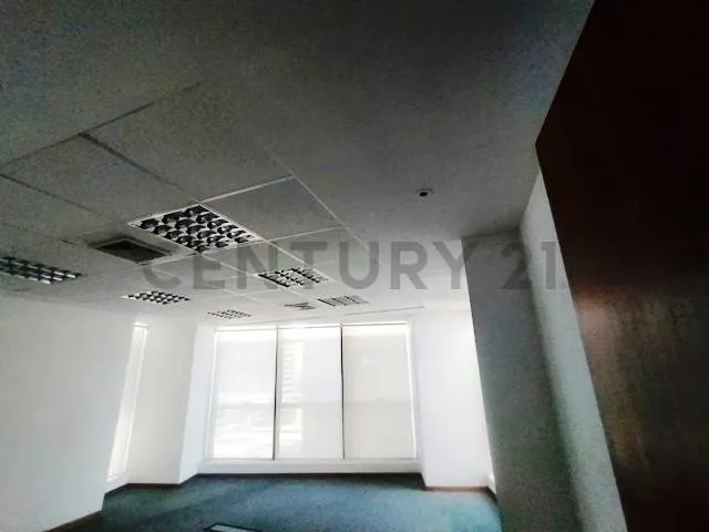 C21 Alquila Moderna Oficina en Torre Financiera BOD 5 de Julio - 6
