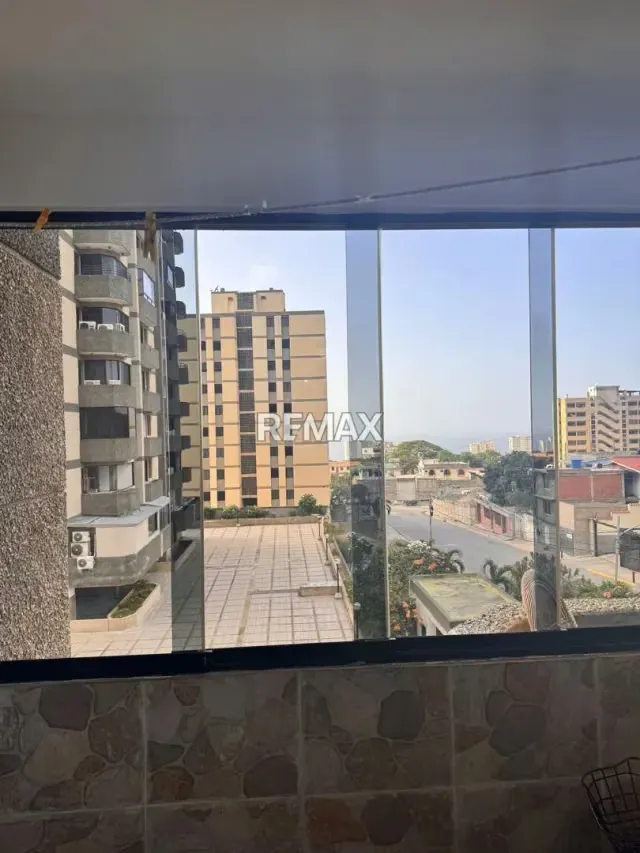 Se vende apartamento en los corales - 2