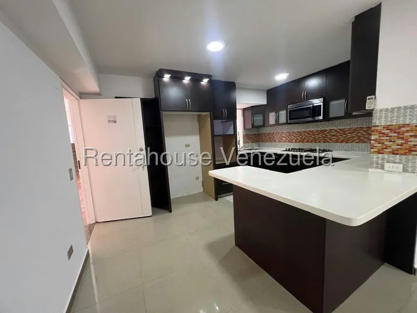 Apartamento (1 Nivel) en Venta en Miravila, Distrito Metropolitano - 5