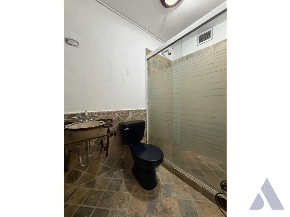Vendo apartamento para remodelar 200m2 La Unión 3274 - 14