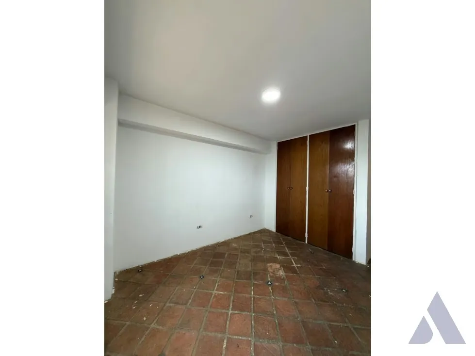 Vendo apartamento para remodelar 200m2 La Unión 3274 - 17