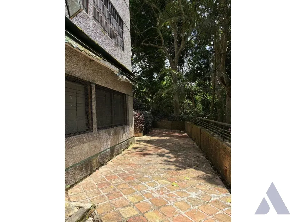 Vendo apartamento para remodelar 200m2 La Unión 3274 - 6