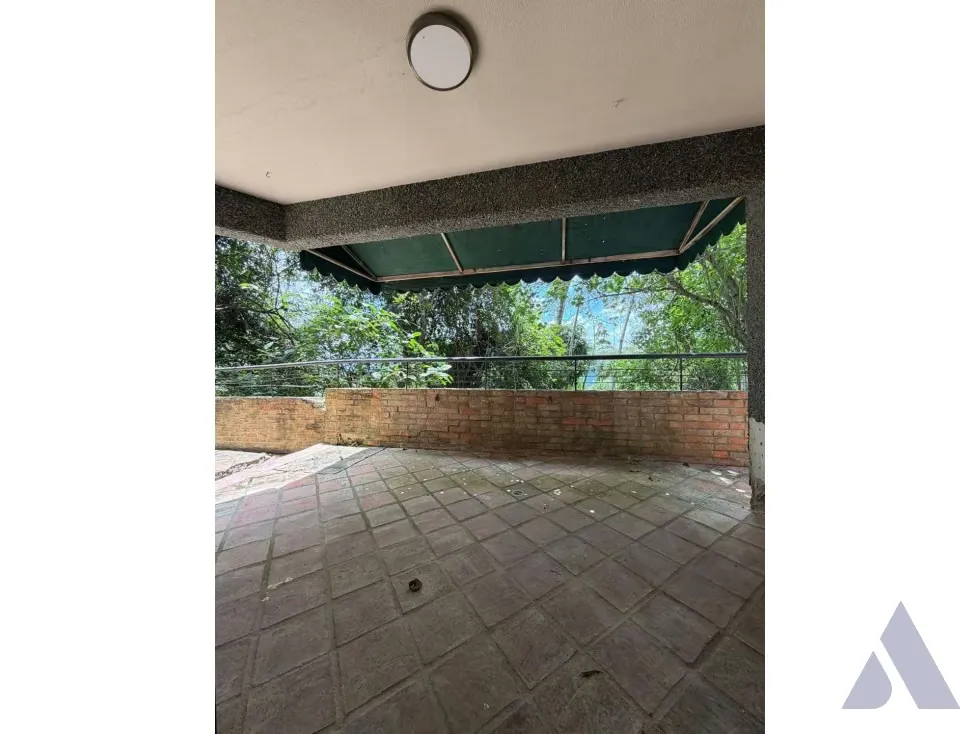 Vendo apartamento para remodelar 200m2 La Unión 3274 - 9
