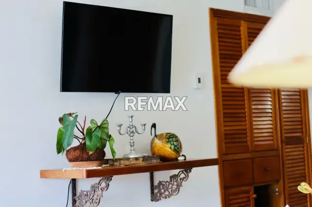 Cómodo apartamento en alquiler en Edificio Bahía de Pampatar frente al mar. - 9
