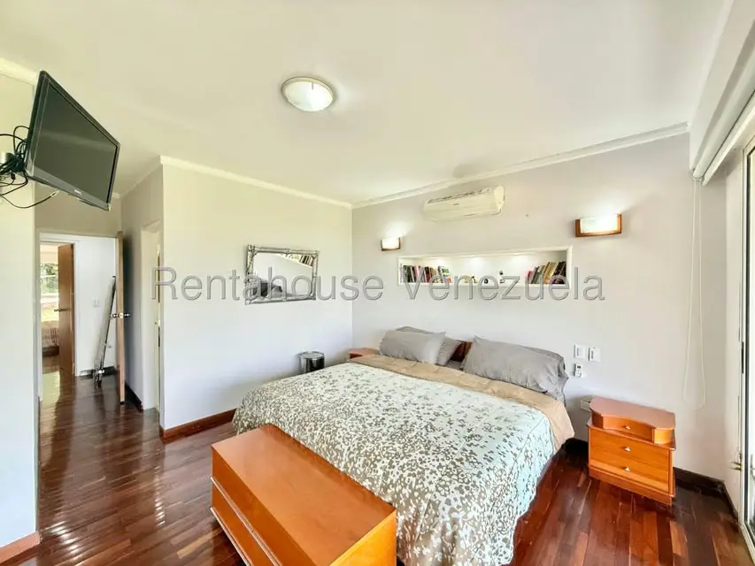 Apartamento (Duplex) en Venta en El Hatillo, Distrito Metropolitano - 13