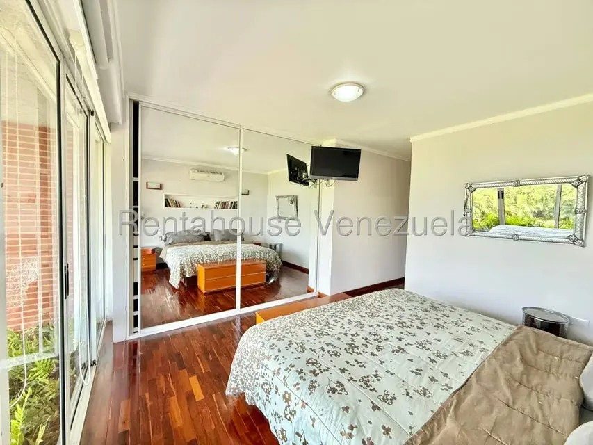 Apartamento (Duplex) en Venta en El Hatillo, Distrito Metropolitano - 17