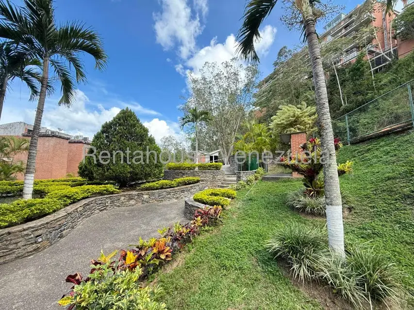 Apartamento (Duplex) en Venta en El Hatillo, Distrito Metropolitano - 36