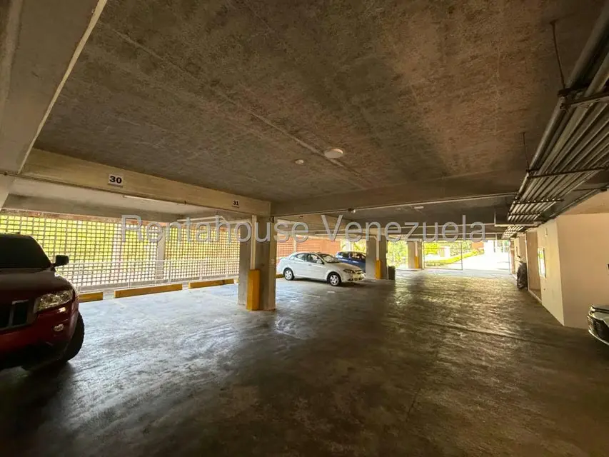 Apartamento (Duplex) en Venta en El Hatillo, Distrito Metropolitano - 39