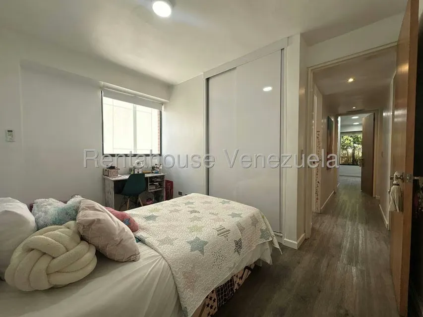 Apartamento (1 Nivel) en Venta en Montecristo, Distrito Metropolitano - 33