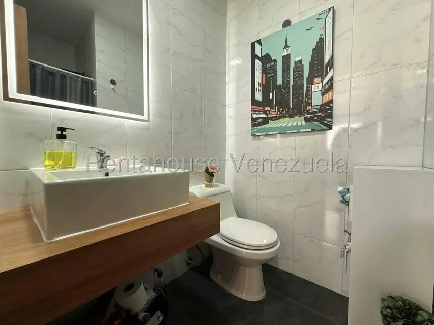 Apartamento (1 Nivel) en Venta en Montecristo, Distrito Metropolitano - 36