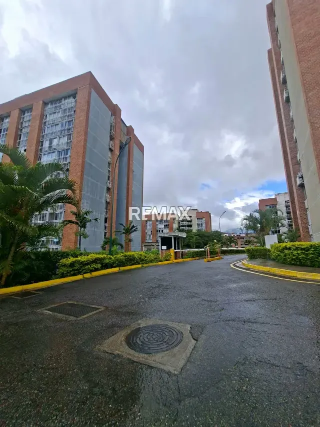 EN VENTA APARATAMENTO URBA. EL ENCANTADO, RES AUYANTEPUI, MACARACUAY - 2