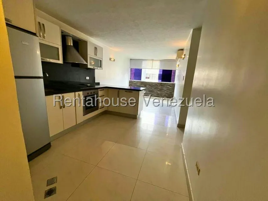 Apartamento (1 Nivel) en Venta en Los Naranjos Humboldt, Distrito Metropolitano - 4