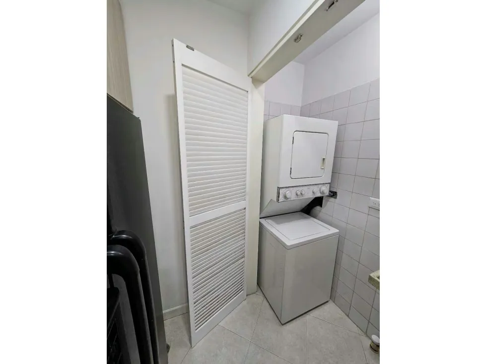 Alquilo apartamento tipo ejecutivo 56m2 El Rosal 8608 - 8