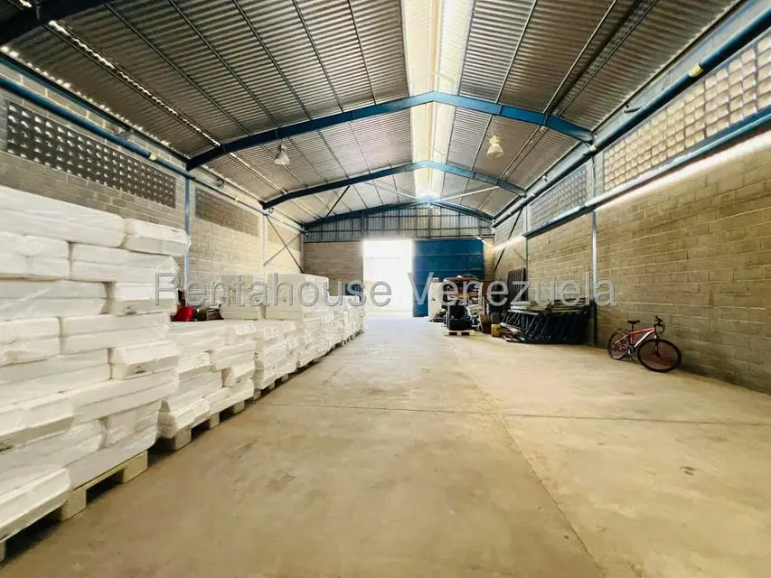 Local Comercial en Venta en Zona Industrial 3, Lara - 15