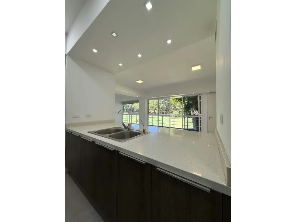 Vendo apartamento 100m2 Los Naranjos de Las Mercedes 0102 - 3